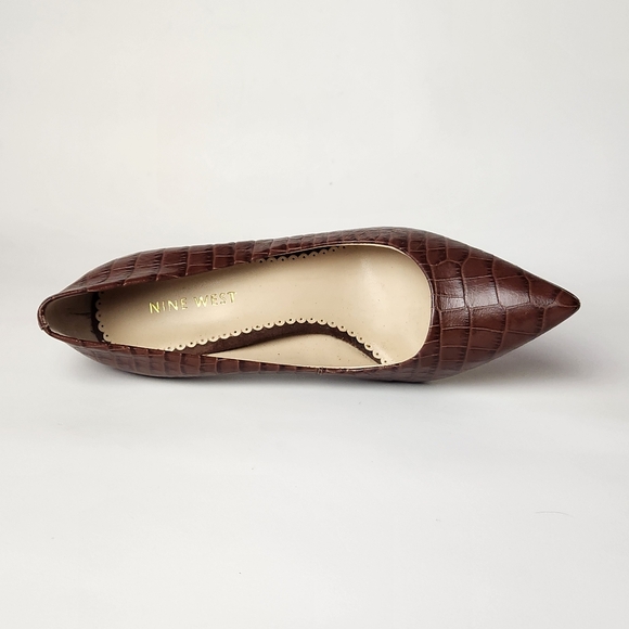 Nine West Crocodile Pumps - Picture 4 of 6